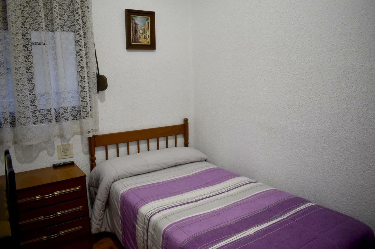 Hostal Oviedo Hotell León Eksteriør bilde